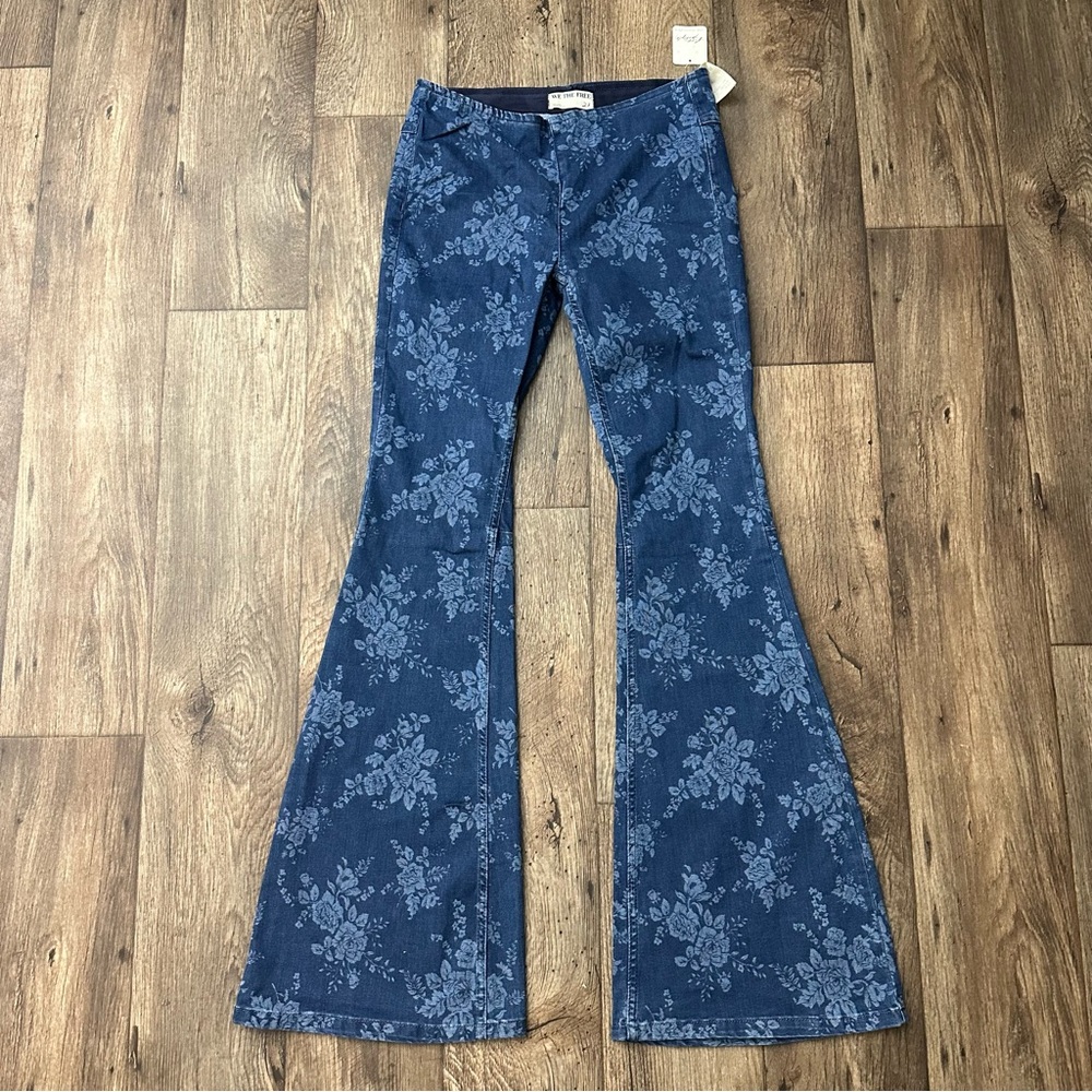 Free People We The Free Penny Pull On Mid Rise Flare Leg Jeans Flower Design 27